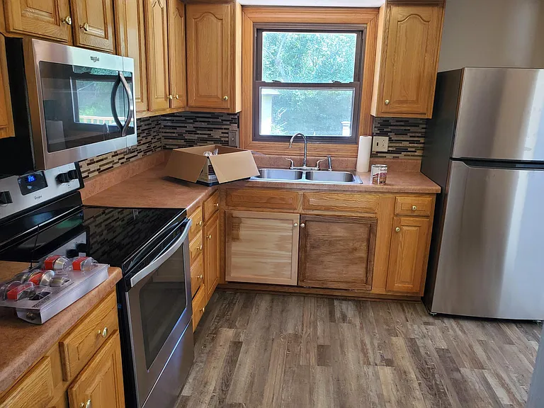 237 Greenfield Pkwy — Photo 17