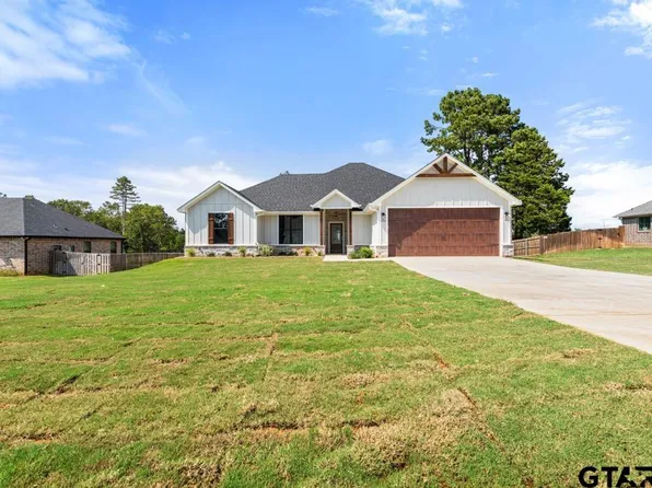 18335 Timber Oaks Dr, Lindale, TX 75771