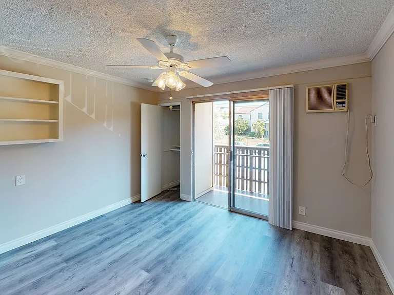 Chii Sai Apts...Gorgeous Apartment...Prime Westside Location...CALL NOW! — Photo 9