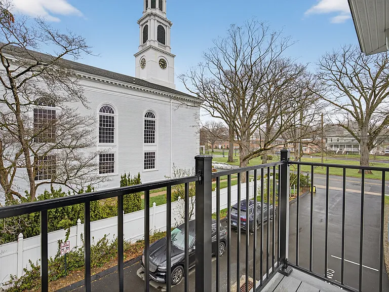 "Wiltshire" Apt 10 @ 3 Park St - 2 BR and 2 1/2 Duplex