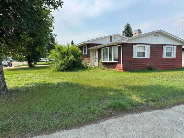 103 10th Ave SW, Sidney, MT 59270