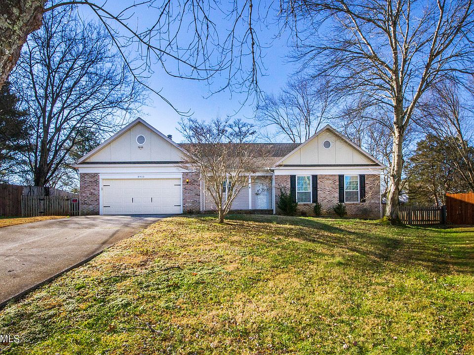 1st image of 8910 Shoreham Cir