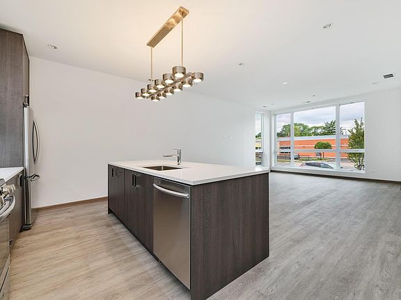 2nd image of 4311 N Cicero Ave #1