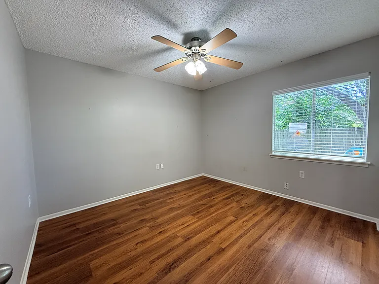 16611 Wolf Rdg — Photo 13