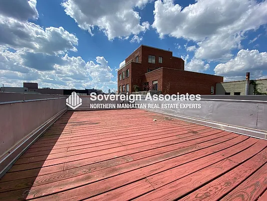 Rented by Sovereign Associates | media 31