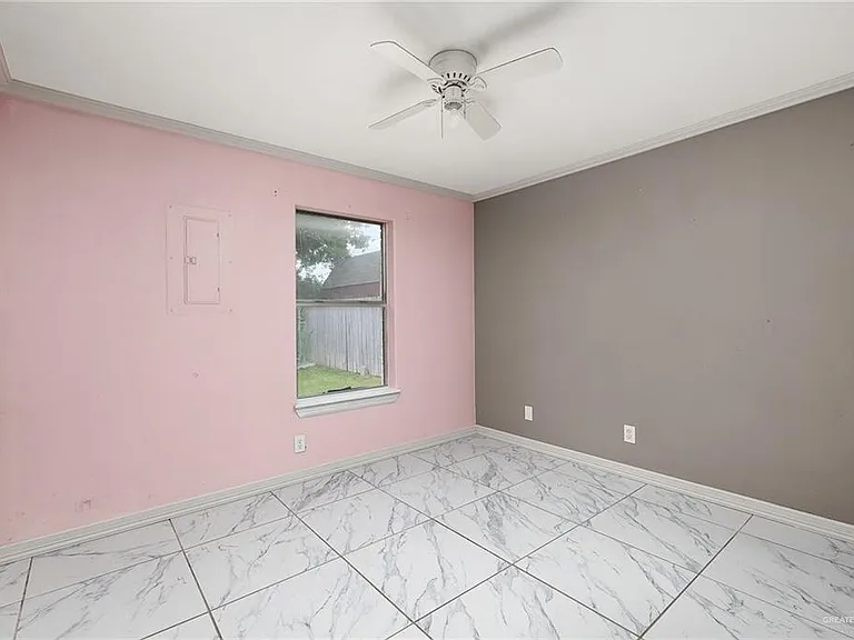 3900 Gabriella Dr — Photo 8