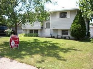 901 Holly Hill Dr, Columbus, OH 43228