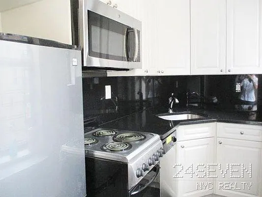 Rented by 24 7 NYC Realty Inc. | media 18