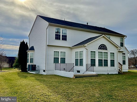 4th image of 7324 Reese Ct