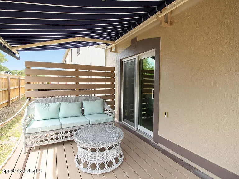 101 Majestic Bay Ave — Photo 14