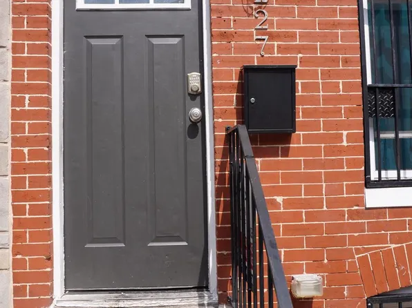 227 N Rose St, Baltimore, MD 21224