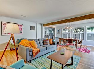 2851 Vuelta Grande Ave, Long Beach, CA 90815