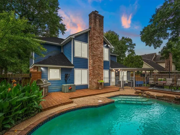 11918 Stillwater Dr, Houston, TX 77070