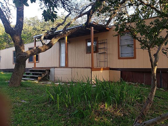 4th image of 891 Cypress Dr