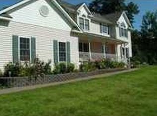 109 Dawn Dr, Westtown, NY 10998