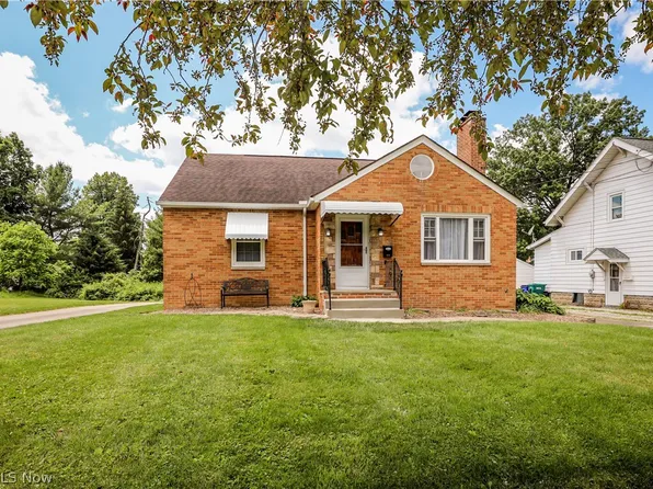 432 Myrtle St, Ravenna, OH 44266