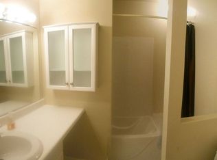 5733 Millbridge Ct, Fort Wayne, IN 46825