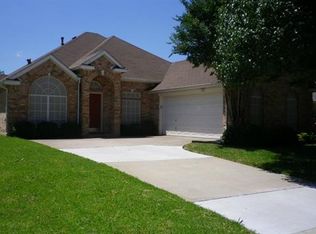 1504 Oxford Dr, Mansfield, TX 76063