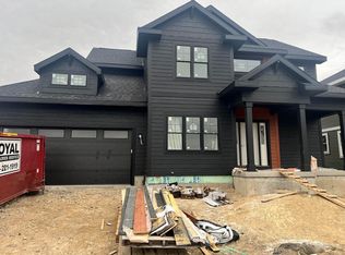 3270 Prospect Dr, Sun Prairie, WI 53590