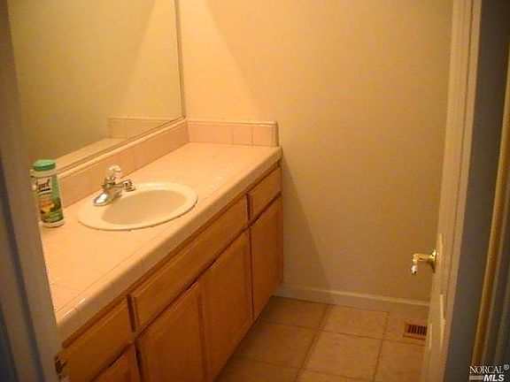 4th image of 1418 Wild Oak Ct
