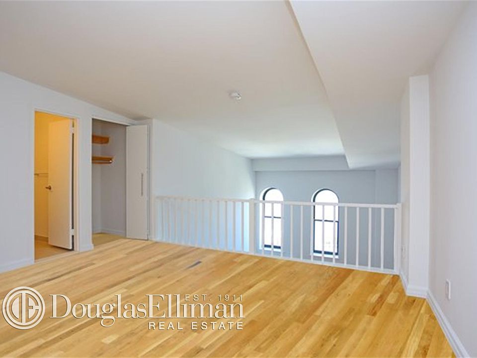 1st image of 666 Greenwich St APT 1038