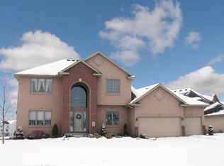 17076 89th Pl N, Maple Grove, MN 55311