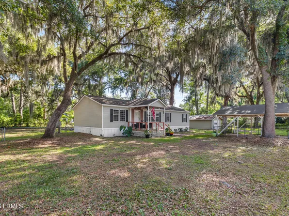 122 Bonaire Cir S, Beaufort, SC 29906