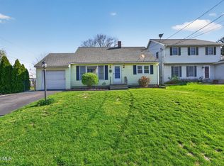 25 Woodbine Avenue, Watervliet, NY 12189