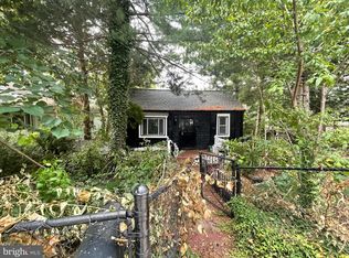 305 Carmody Hills Dr, Capitol heights, MD