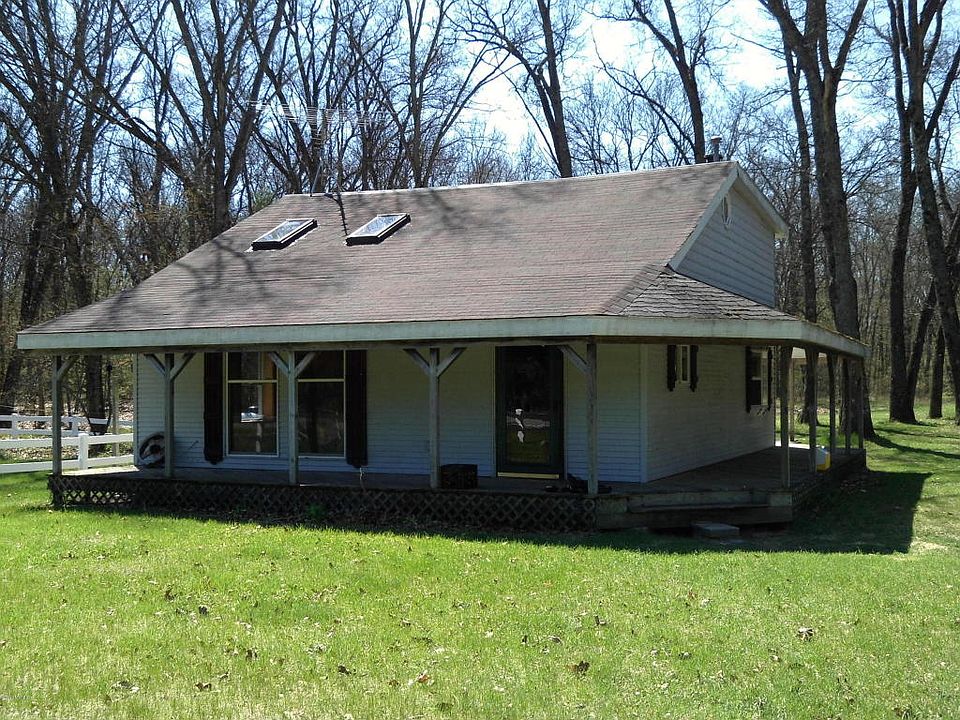 1st image of 2806 E 40th St