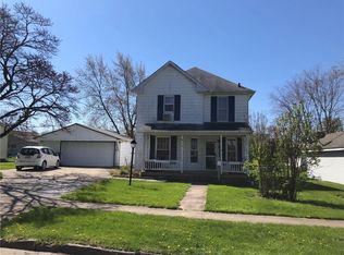 411 E Seminary Ave, Hoopeston, IL 60942