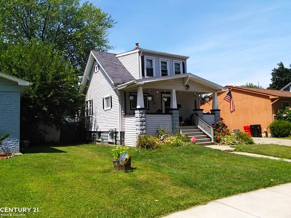 1st image of 26525 E Oakland St