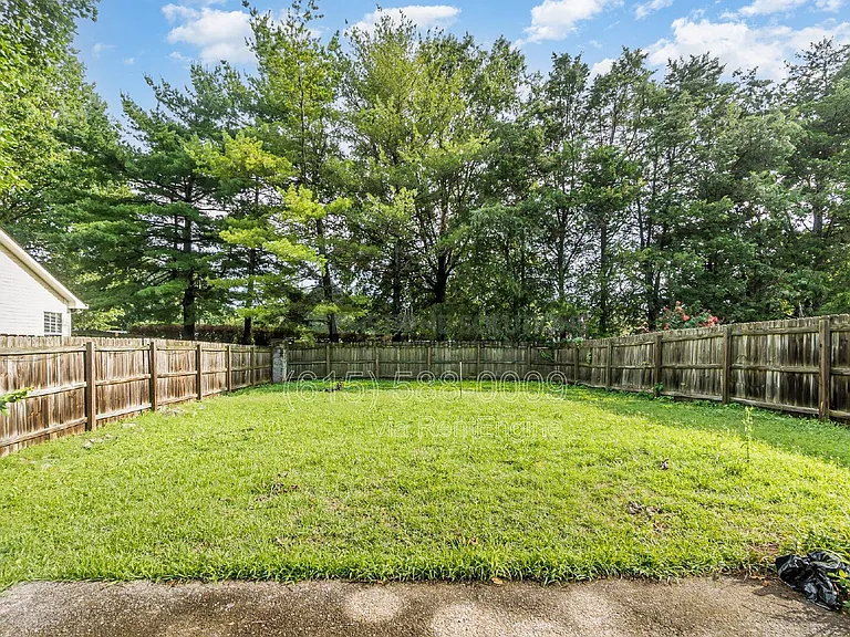108 Meridian Ct — Photo 21