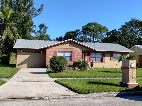 3208 S Hibiscus Avenue, Fort Pierce, FL 34947