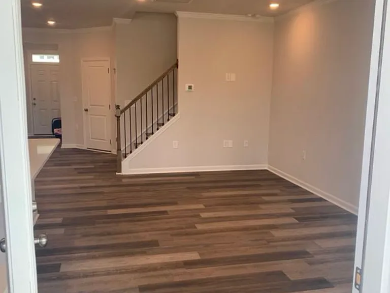 4917 Oolite St — Photo 7
