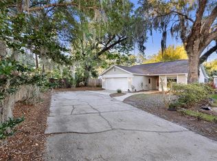 1081 Dees Dr, Oviedo, FL 32765