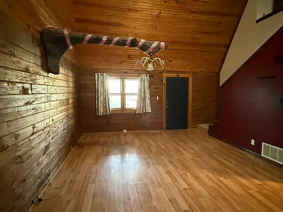 5th image of 8914 Martin Martin Rd