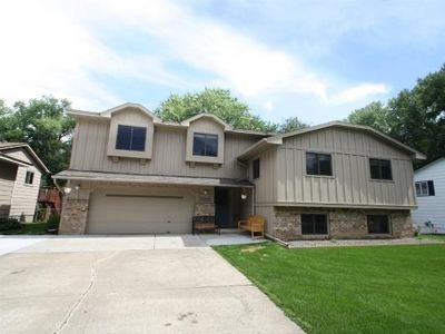 7316 York Ave N, Brooklyn Park, MN, 55443