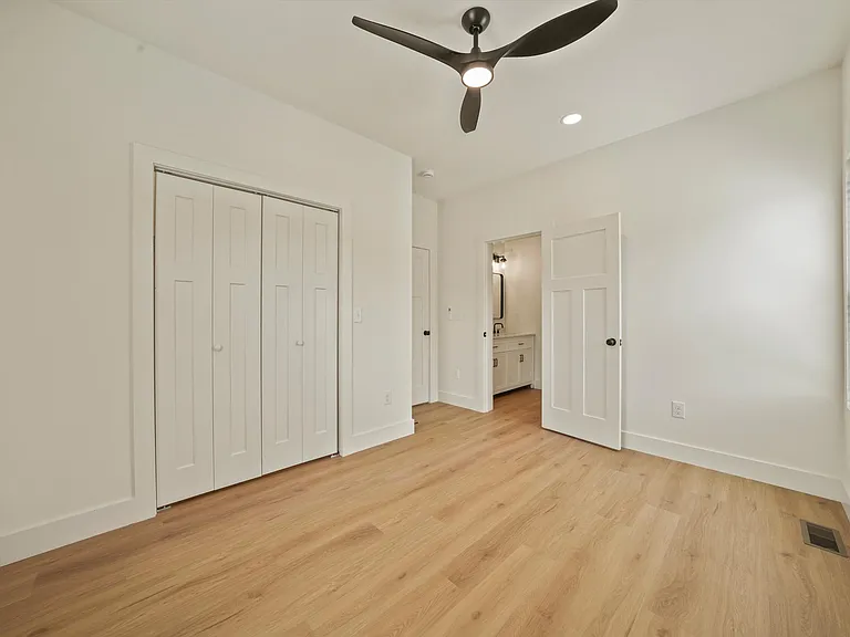 322 Hiawassee Ave NE — Photo 7