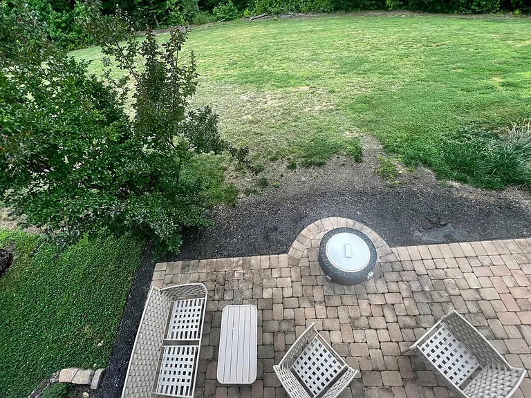Danridge Manor Dr — Photo 21