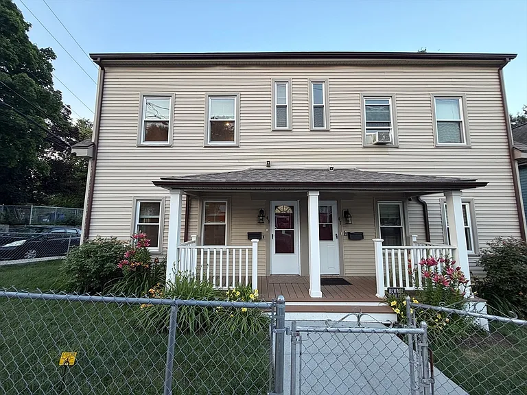 47 Cedar St #1 — Photo 1