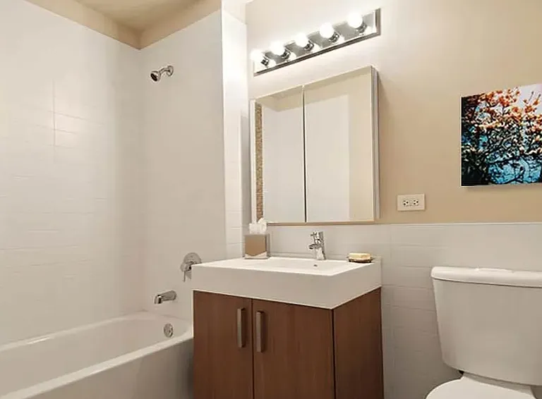 537 W 27th St #4F — Photo 6