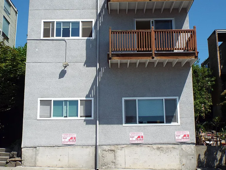 Whiterock Apartments — Photo 4