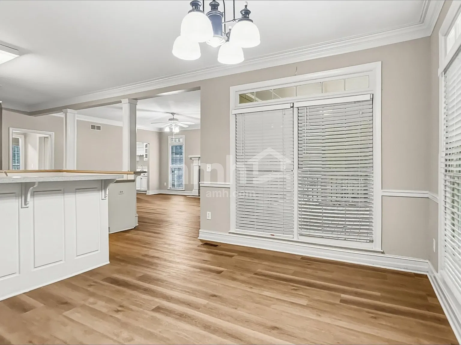 4 bed, 3.5 bath, 3258 sqft, $3,305 — Photo 4