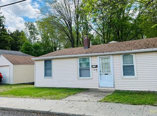 170 Woodstock Ave, Putnam, CT 06260