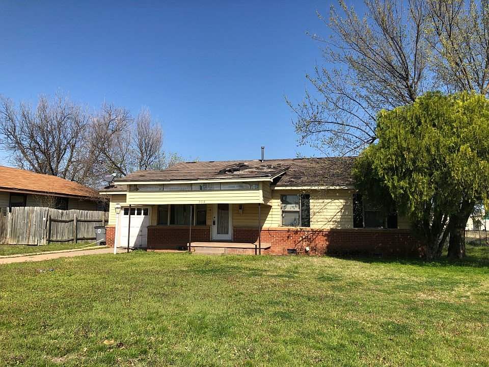 1st image of 705 NW 31st St