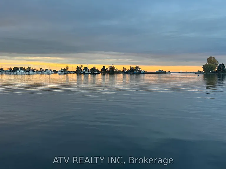 696 Balaton Ave — Photo 20