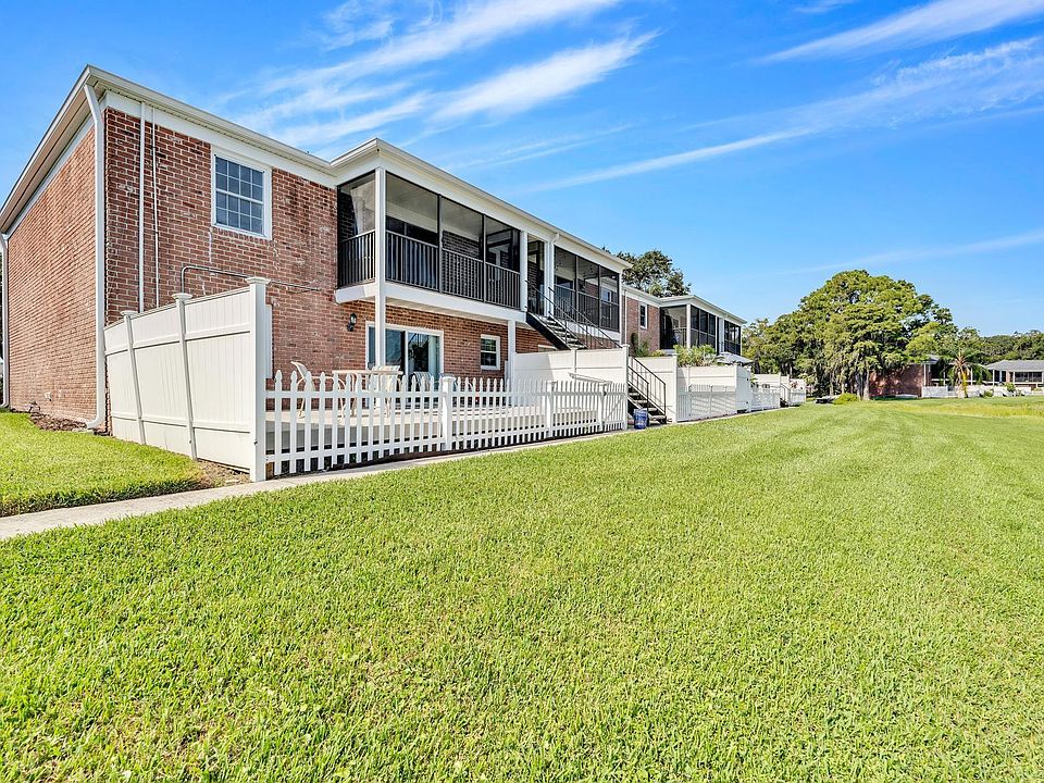 1st image of 13726 Orange Sunset Dr Unit 201