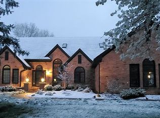 12436 White Tail Ct, Plymouth, MI