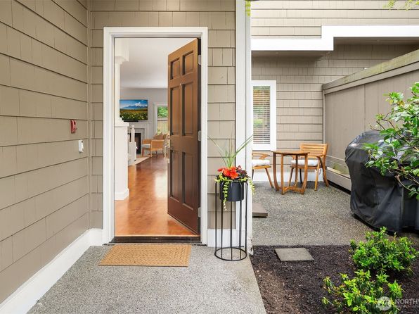 10005 NE 37th Court #106, Kirkland, WA 98033